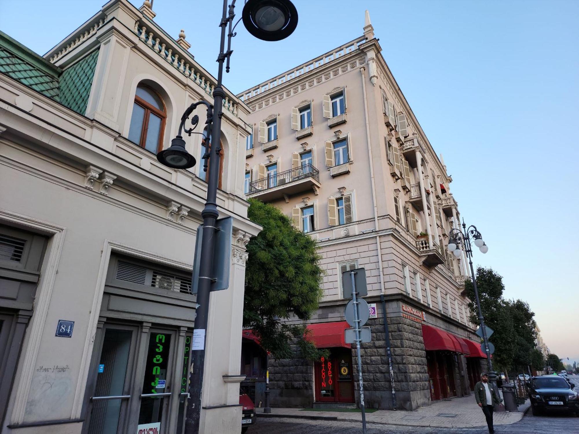 Gallary Hostel Τυφλίδα Εξωτερικό φωτογραφία