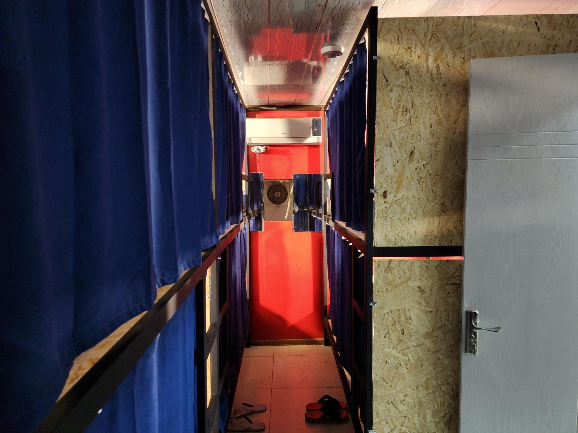 Gallary Hostel Τυφλίδα Εξωτερικό φωτογραφία