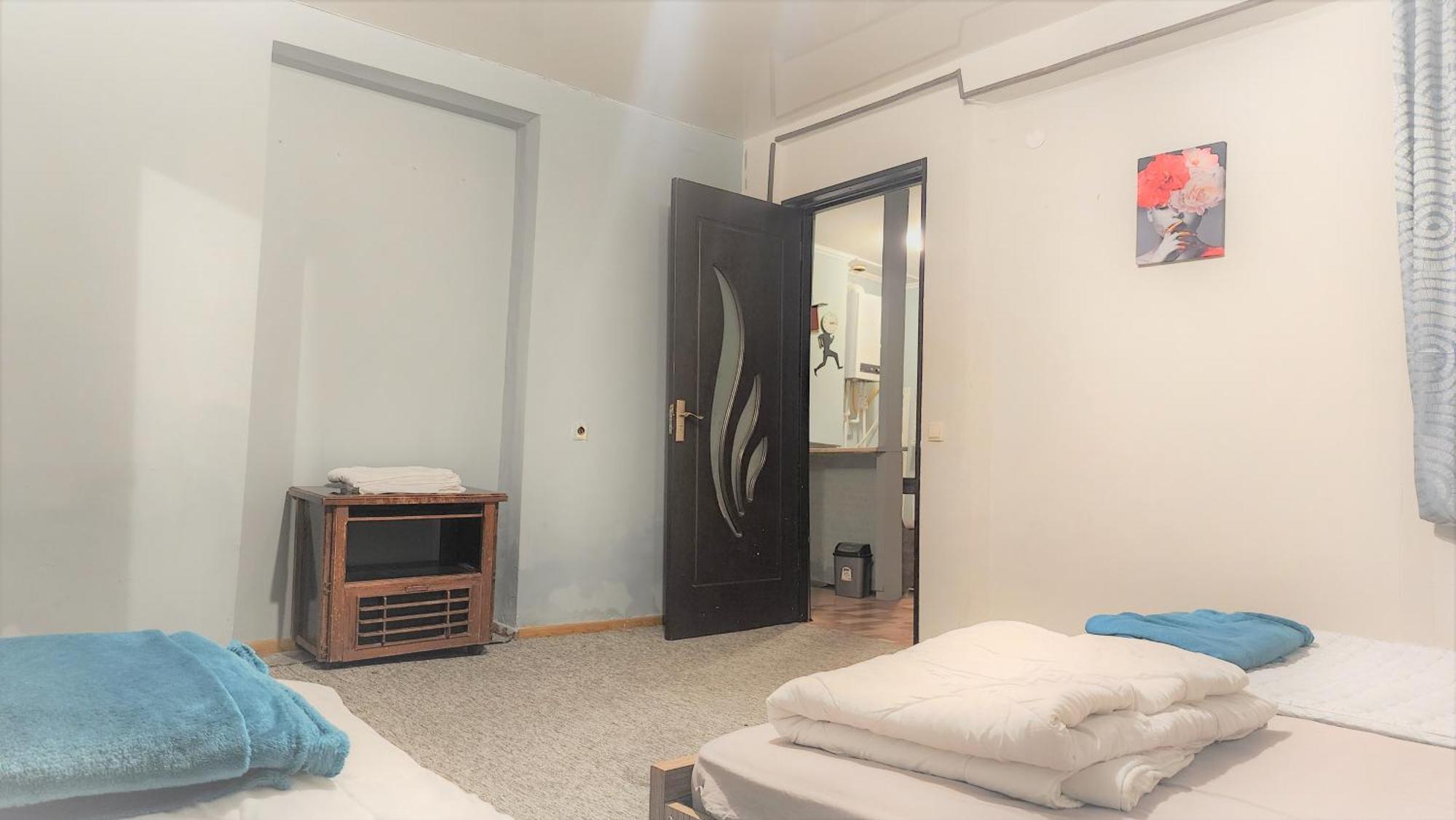 Gallary Hostel Τυφλίδα Εξωτερικό φωτογραφία